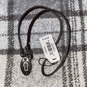 Woman’s fossil brand choker NWT
